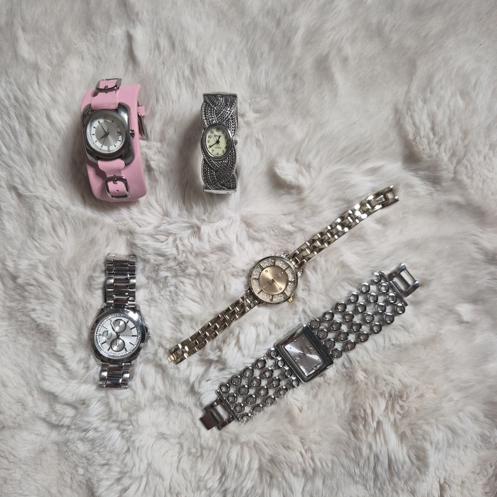 Womens Watch Bundle Vintage Modern Y2K Pink Cute Academia Analog School College